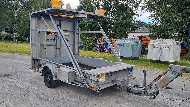 Nissen Absperrtafel 2016 FAT Verkehrsleittafel Verkehrsleitanhänger Verkehrssicherungsanhänger Leitanhänger Leittafel Baustellenabsicherung